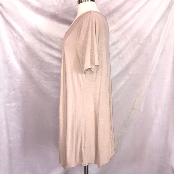 👚LOGO by Lori Goldstein Slub Knit Asymmetrical Top - Picture 3 of 6